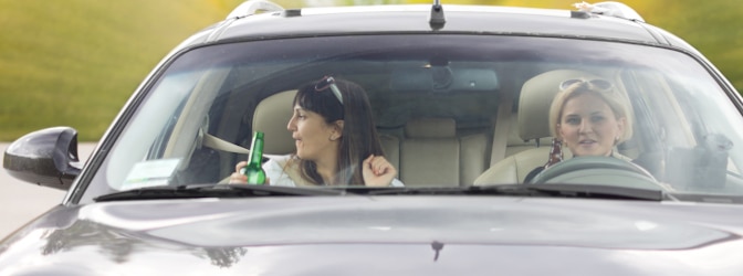 0,3 Promille: Mit dem Auto zu fahren, ist nur erlaubt, wenn Sie keine alkoholbedingten Ausfallerscheinungen haben.