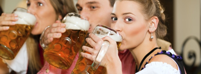 Alkoholmessgerät: Ob Bier, Wein oder Schnaps, der Alkomat verrät die Atemalkoholkonzentration.