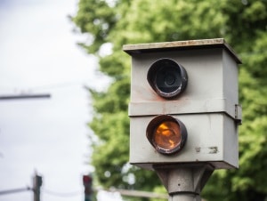 Blitzer in der Schweiz sind entweder stationär oder mobil.