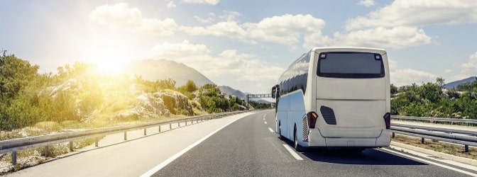 EU-weit herrschen verbindliche Regelungen für Busfahrer: Fahrzeiten und Ruhezeiten sind zusätzlich in der Fahrpersonalverordnung festgeschrieben. 