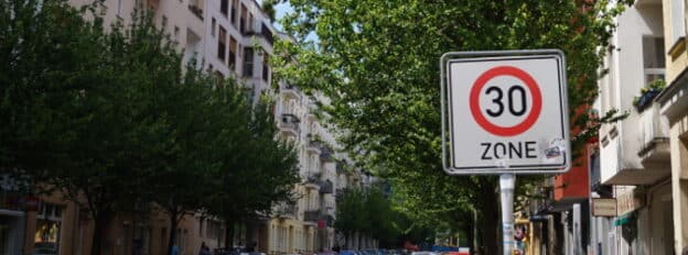 30 Zone Geblitzt Mit 50 Km H In der Tempo-30-Zone geblitzt? Womit Sie rechnen müssen