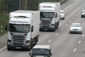 Droht ein Bußgeld, wenn das Lkw-Fahrverbot missachtet wird?