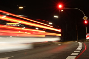 Es droht ein Bußgeld. wenn eine rote Ampel überfahren wurde - Einspruch gegen den Bußgeldbescheid können Sie immer einlegen.