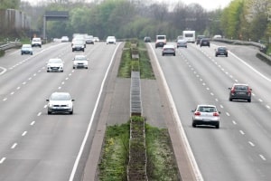 Eine gesonderte Bußgeldtabelle für die Autobahn gibt es ebenfalls nicht. Es gelten die Sanktionen für das Fahren außerorts.