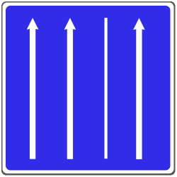 Das Verkehrszeichen 223.1 erlaubt das Fahren auf dem Standstreifen, etwa im Falle eines Staus.