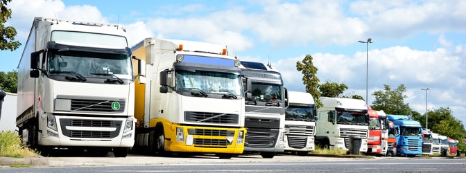 Fahrerkarte verloren? Das Fahren ist nur noch einige Tage erlaubt, danach muss der Lkw stehen bleiben.