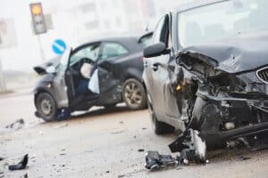 Geisterfahrer sind relativ selten. Bei einem Falschfahrer-Unfall gibt es jedoch sehr oft schwere Verletzungen.