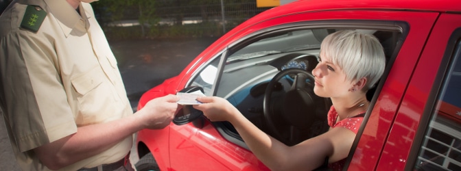 Der Führerschein ist weg - was Sie zuerst tun sollten: Verlust melden und einen Ersatzführerschein beantragen.