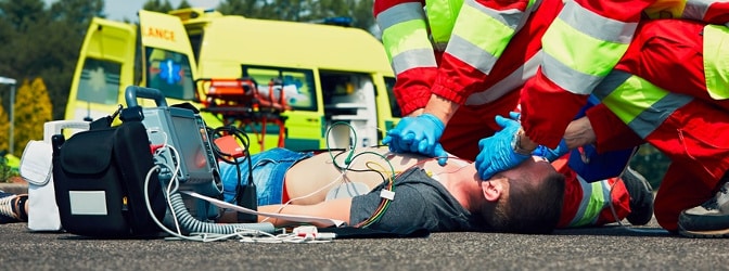 Rettungsaktionen am Unfallort ziehen nicht selten Gaffer an.