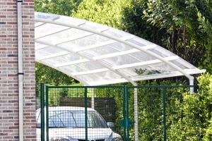 Die Garagenverordnung von Mecklenburg-Vorpommern gilt auch für Carports.