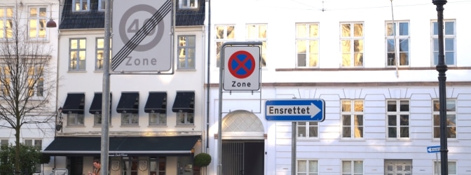 Die Kommune ist für die Einrichtung einer Halte- bzw. Parkverbotszone zuständig.