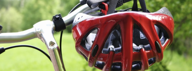 Die Helmpflicht für das Fahrrad ist in Deutschland ein kontrovers diskutiertes Thema.