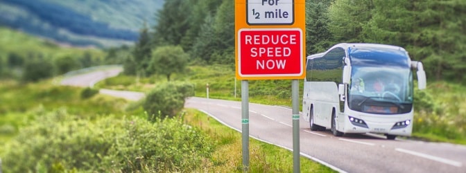 Linksverkehr herrscht auch in Schottland.