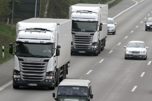 Wer das Lkw-Fahrverbot an einem Samstag in den Ferien missachtet, muss mit Sanktionen rechnen.