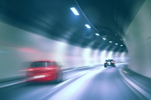 Für einige Tunnel und Brücken fallen Mautgebühren in England an.