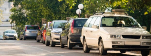 Parken im Kreuzungsbereich Wichtige Mindestabstände
