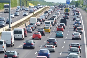 Staurekord: Rund 154.000 Stunden standen Fahrer 2018 im Stau.