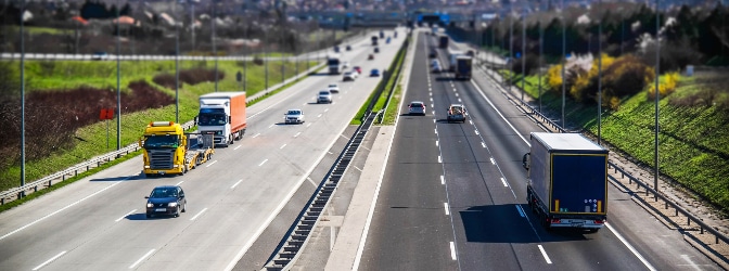 Die StVO gliedert sich in drei Teile und gilt für alle Verkehrsteilnehmer.