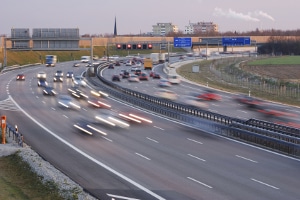 Toleranz: Auch beim Blitzer auf der Autobahn wird ein Toleranzwert abgezogen.