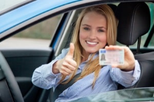 Internationaler Führerschein oder Übersetzung? Ein deutscher Führerschein gilt in allen EU-Staaten. 