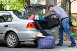 Überstehende Ladung kommt auch häufig vor, wenn es mit dem Auto in den Urlaub geht. 