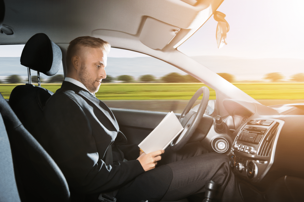 Sie hatten einen Unfall bei der Dienstfahrt mit dem Privat-Pkw? Die Haftung hängt von der Schuldfrage ab.