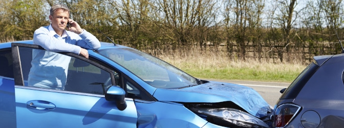 Unfall mit dem Neuwagen: Haben Sie Anspruch auf ein Ersatzfahrzeug?