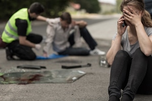 Die StVO definiert, wie sich Unfallbeteiligte nach einem Crash im Straßenverkehr verhalten sollten.