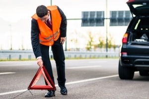 Die Verkehrsregeln von Österreich schreiben die Verwendung von Warnwesten bei einem Unfall vor.