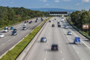 Die Reise von Deutschland nach Kroatien mit dem Auto beginnt auf der Autobahn.