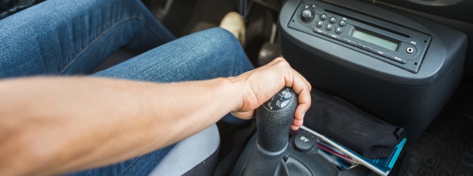 Wie verhalten Sie sich beim Anfahren vom Fahrbahnrand?